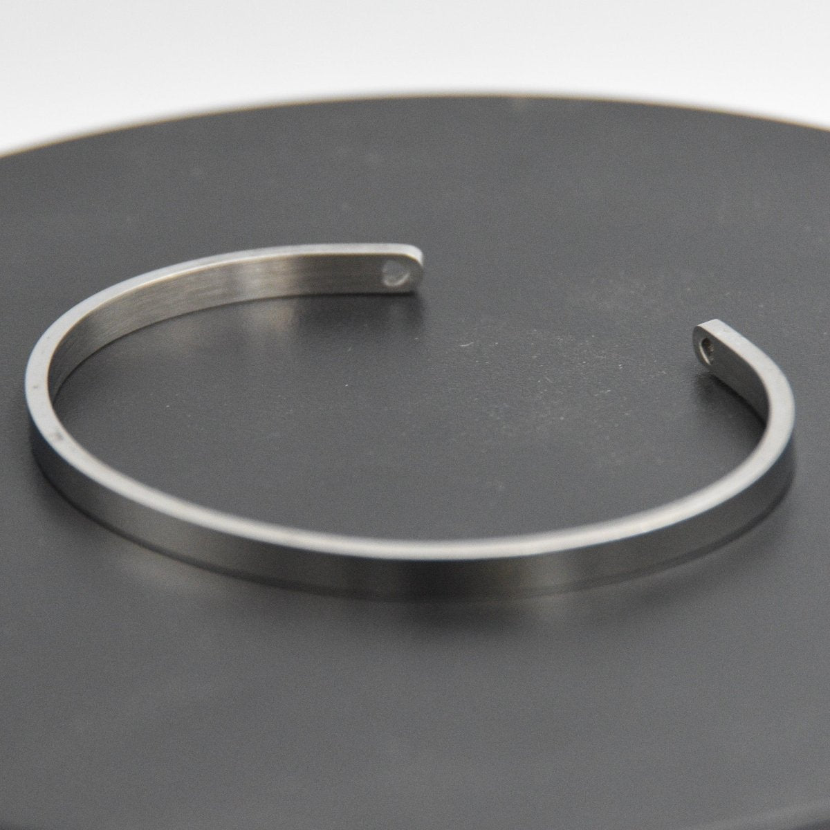 Bond Bracelet (Personalised Jewellery) - White Crow